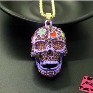 Skull necklace